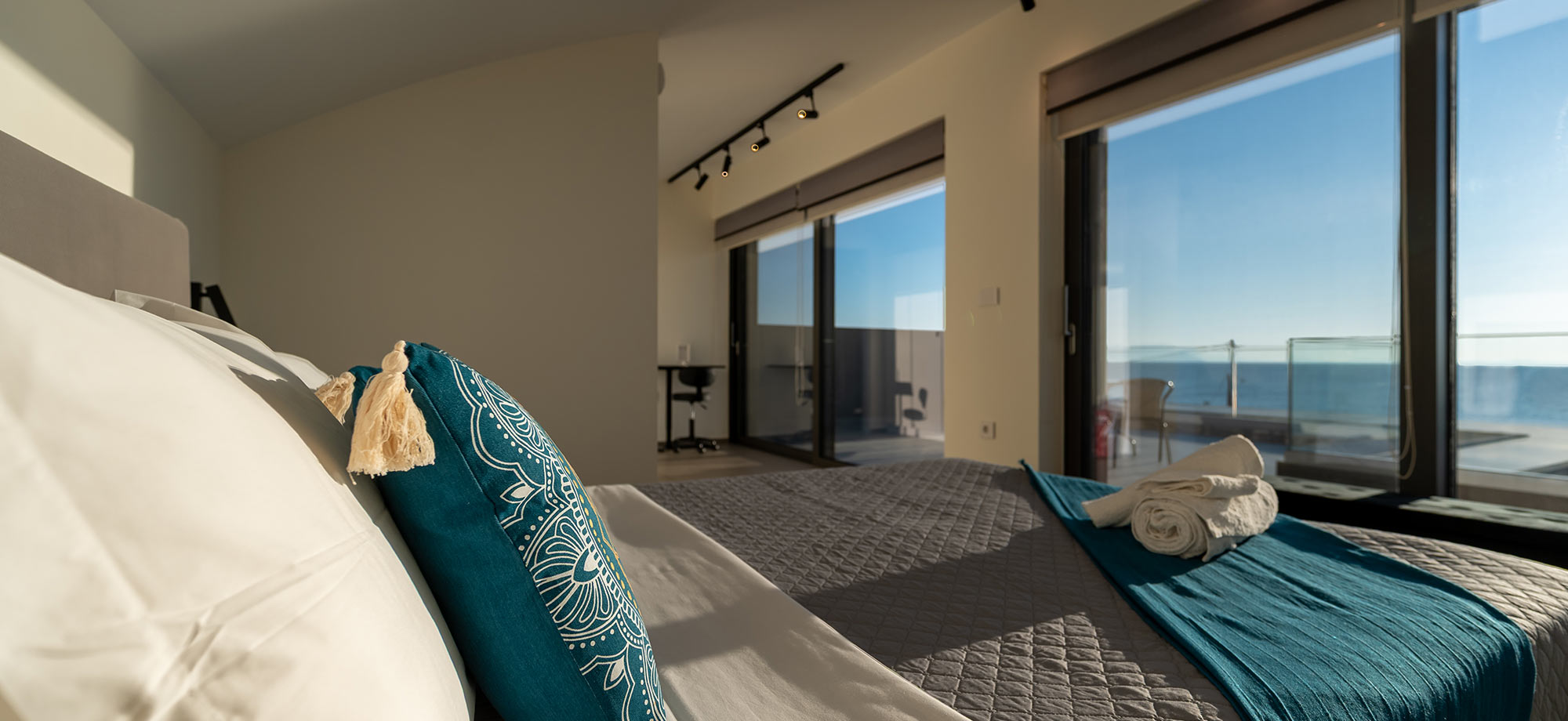 Sun and Sea Astros Greece. Beachfront Sea View Apartment in Peloponnese